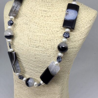 Jan Culverwell 2 - Jewellery - Agate and Druze necklace - 20 inches - by Jan Culverwell