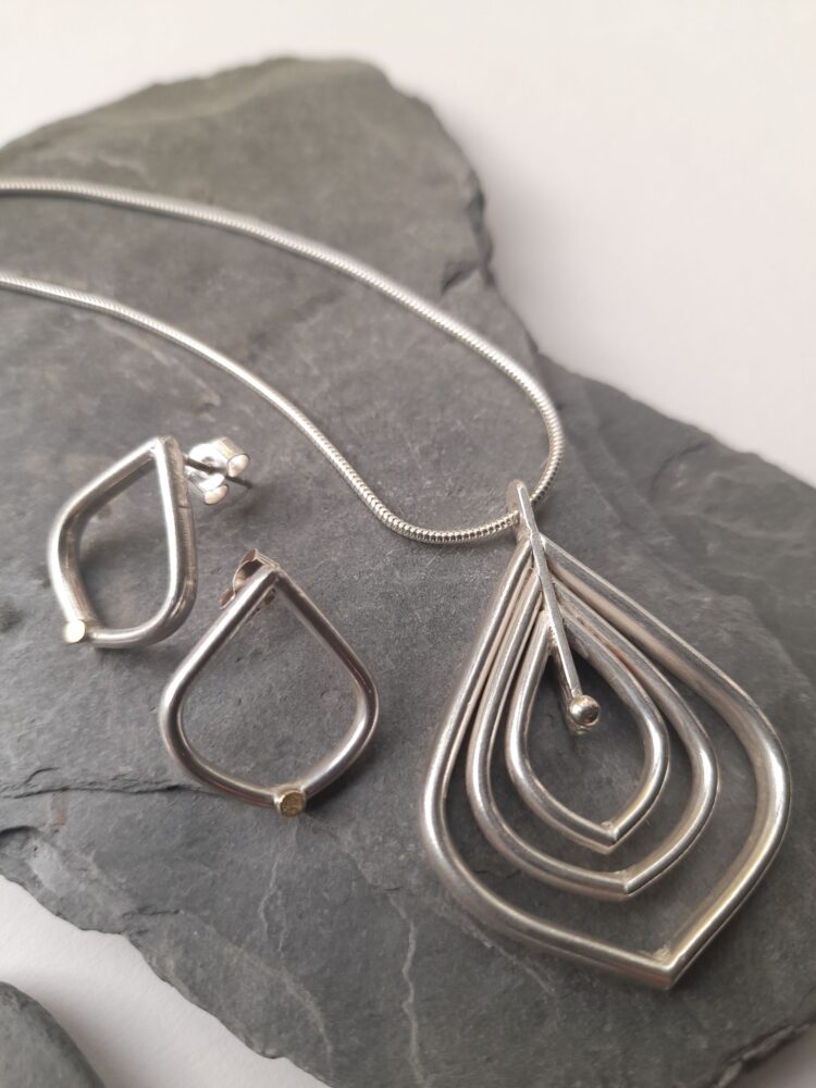Silver pendant & earrings - 'Teardrop' - Silver