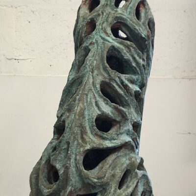 Rusty feline - Fired and patinated clay - 70cm - by Alexandra Beale