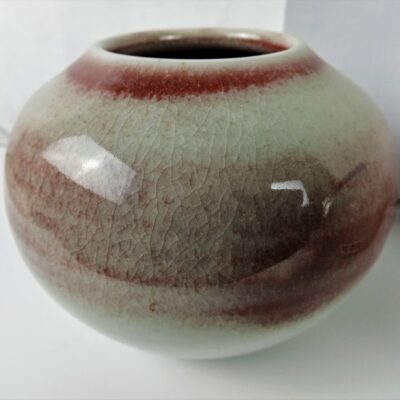 Copper red vase - Porcelain ceramics - 9x12cms - by Thomas Bain