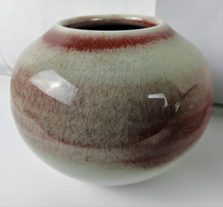 Copper red vase - Porcelain ceramics