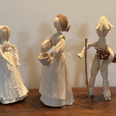 Cornhusk dolls - Cornhusks - Approx. 20 cm - by Marie-Sylvie Cockerell