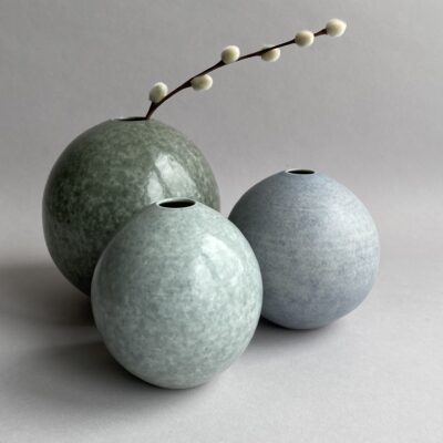 Group of Pod forms - Porcelain - max height 180mm - by Heather Muir