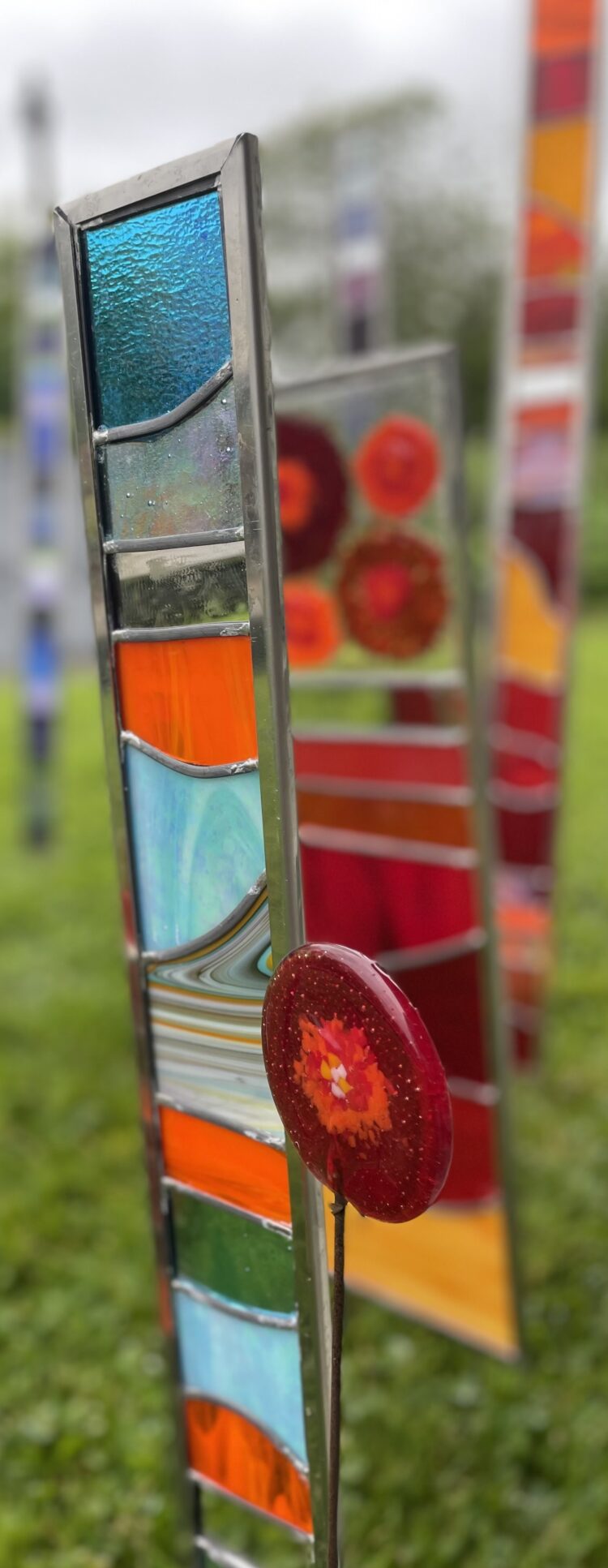 Santa Fe column - Stainless steel with leaded glass