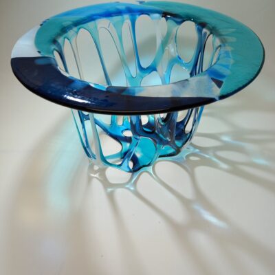 Bubblegum bowl - Fused glass - 17cm x 28cm - by Kate Mercy