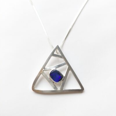 Boulder Opalpendant - Silver & Boulder Opal - 3cm - by Sylvia Tomkinson