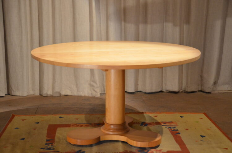 Dining table - Maple